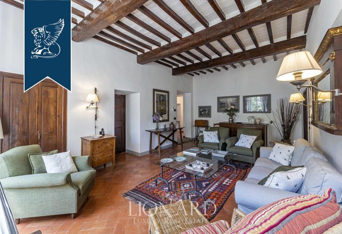 Image No.15-9 Bed Villa for sale