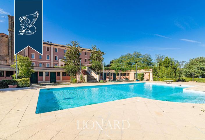 Image No.7-Propriété de 38 chambres à vendre à Imola