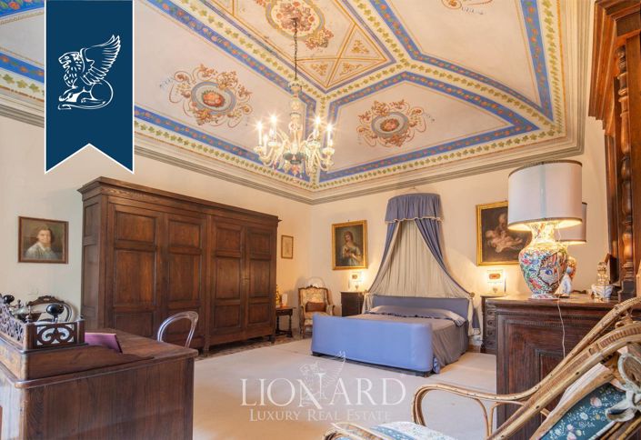 Image No.17-Propriété de 8 chambres à vendre à Volterra