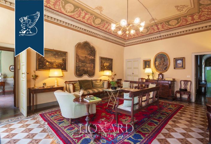 Image No.7-Propriété de 8 chambres à vendre à Volterra