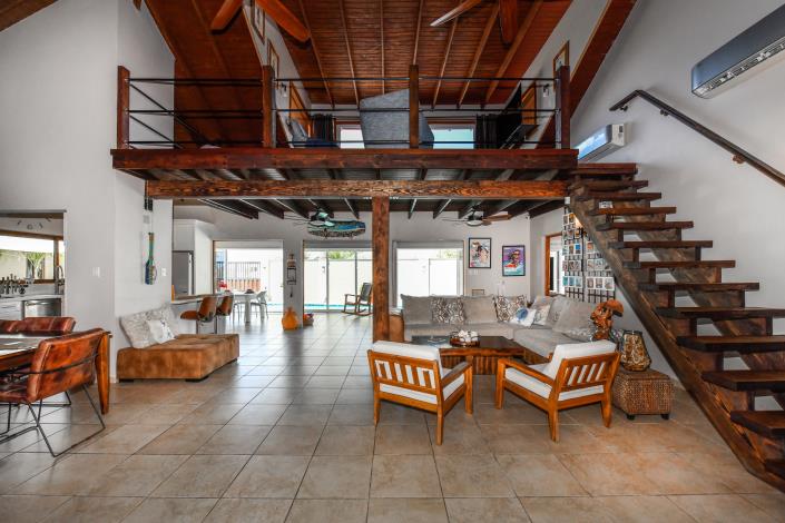 Image No.19-3 Bed Villa for sale