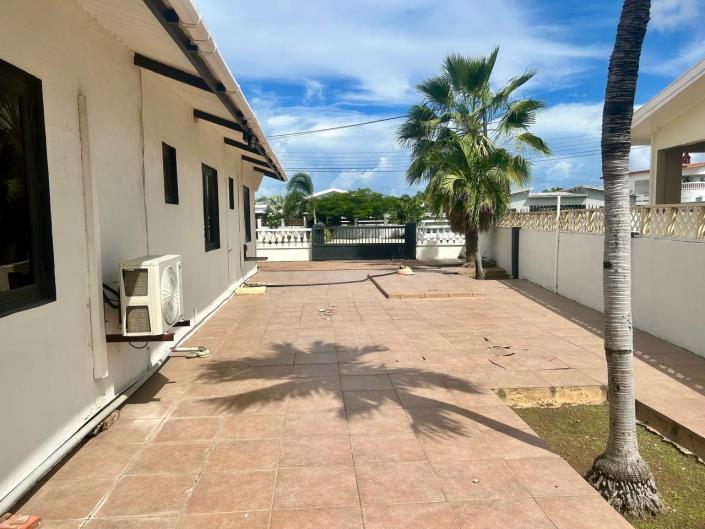 Image No.5-3 Bed House for sale