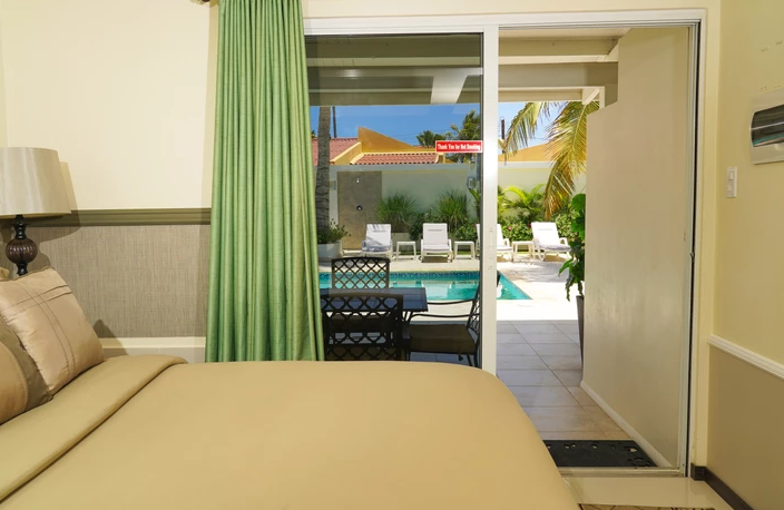 Image No.5-11 Bed Commercial for sale