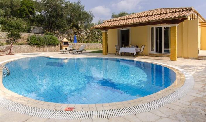 Image No.2-Villa de 2 chambres à vendre à Corfou