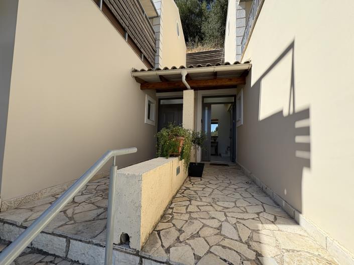 Image No.6-3 Bed Villa for sale