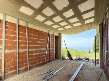 1-04232025_135257105