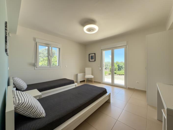 Image No.42-Villa de 4 chambres à vendre à Kato Korakiana