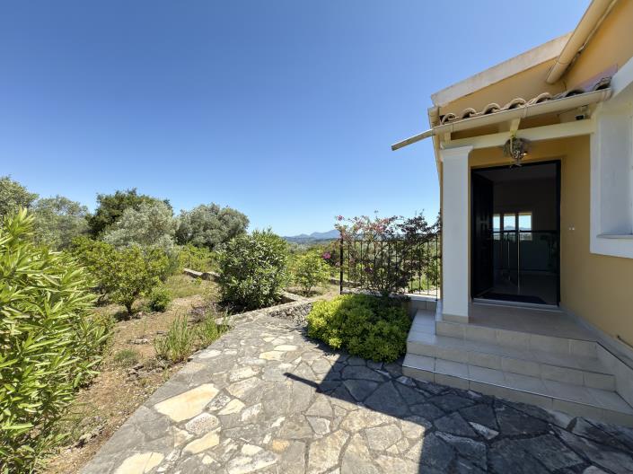 Image No.20-Villa de 4 chambres à vendre à Kato Korakiana