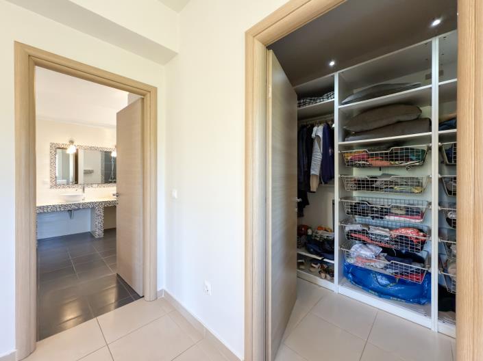 Image No.52-Villa de 4 chambres à vendre à Kato Korakiana