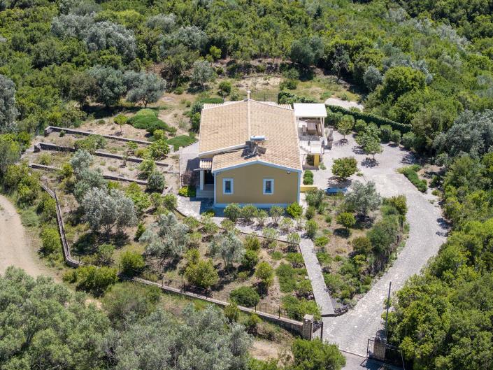 Image No.9-Villa de 4 chambres à vendre à Kato Korakiana