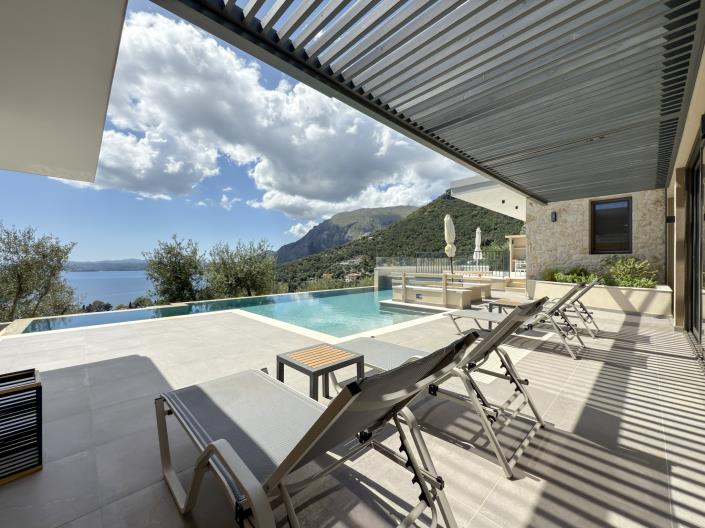 Image No.8-Villa de 4 chambres à vendre à Nissaki