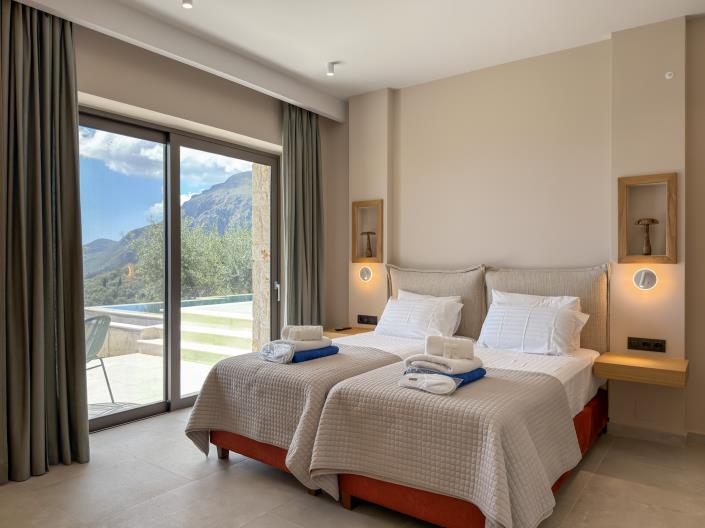 Image No.50-Villa de 4 chambres à vendre à Nissaki