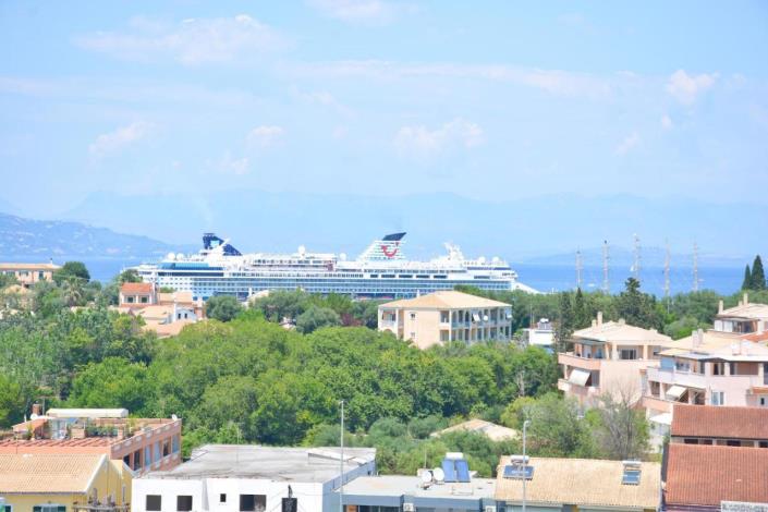 Image No.2-Maison de 5 chambres à vendre à Corfou