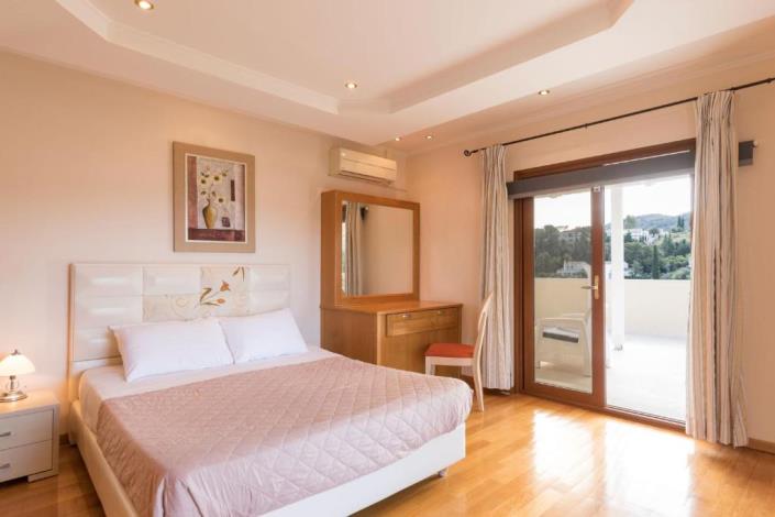 Image No.39-Villa de 4 chambres à vendre à Kassiopi