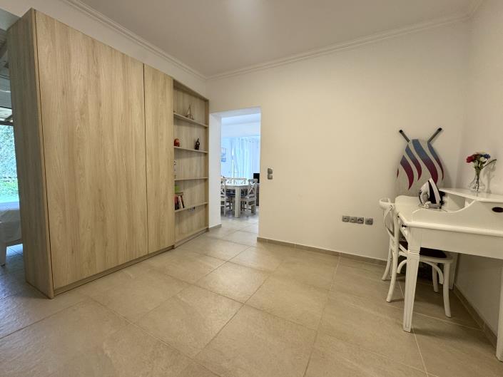 Image No.32-4 Bed Villa for sale