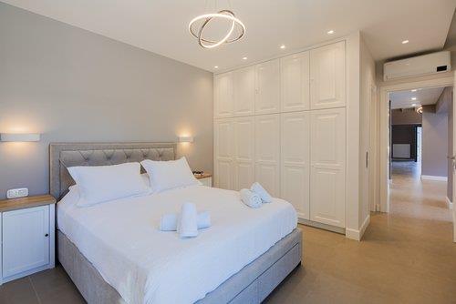 Image No.47-4 Bed Villa for sale