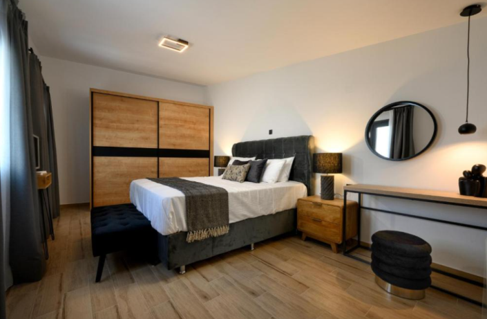 Image No.10-3 Bed Villa for sale