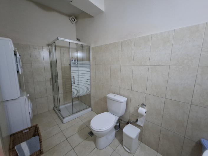 Image No.37-2 Bed Villa for sale