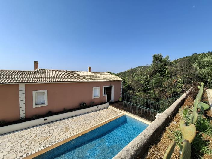 Image No.17-2 Bed Villa for sale