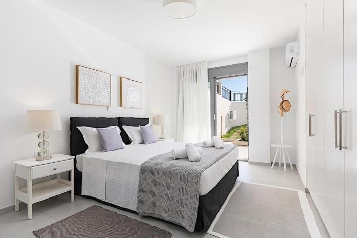 Image No.16-4 Bed Villa / Detached for sale