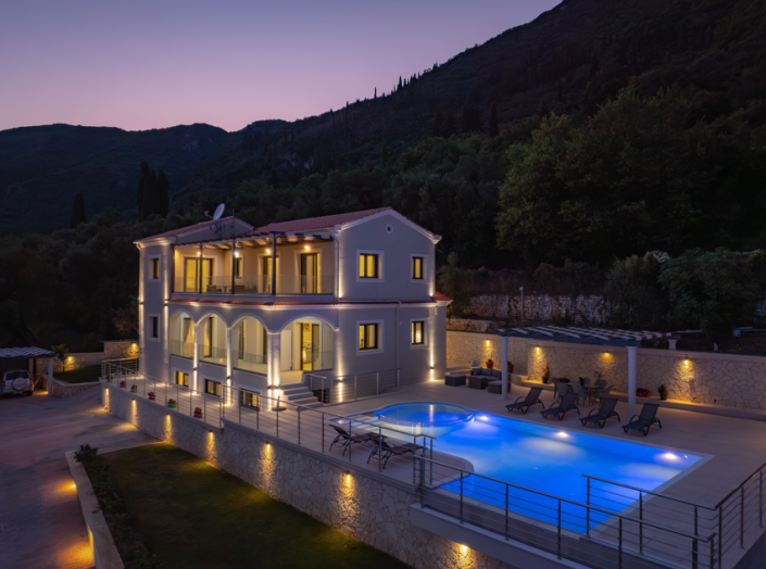 Image No.3-5 Bed Villa for sale