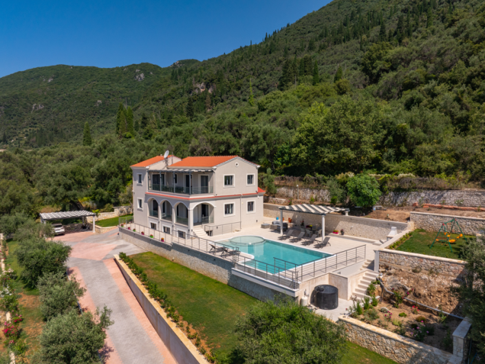 Image No.5-5 Bed Villa for sale