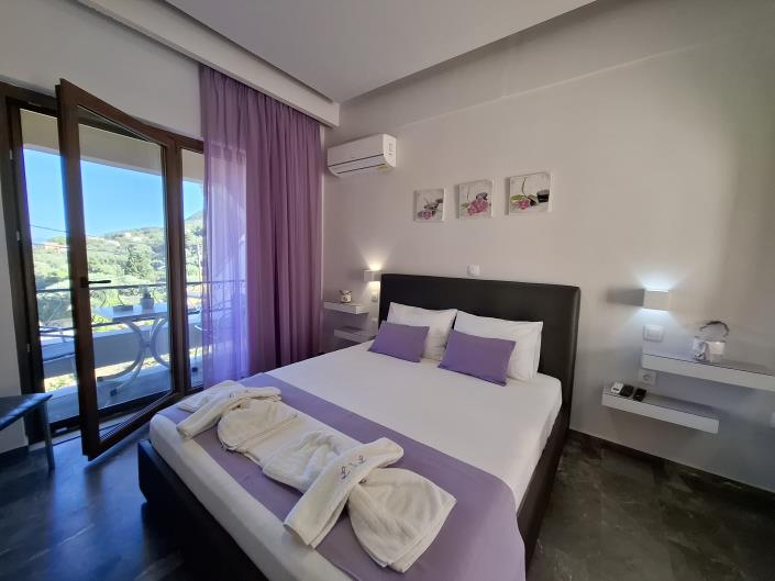 Image No.58-7 Bed House for sale