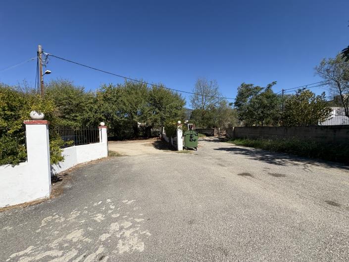 Image No.2-35 Bed House for sale