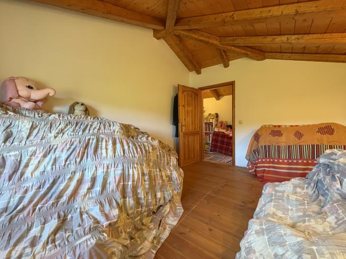 Image No.45-6 Bed House for sale