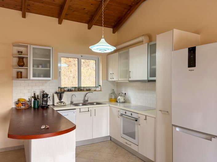 Image No.18-3 Bed House for sale