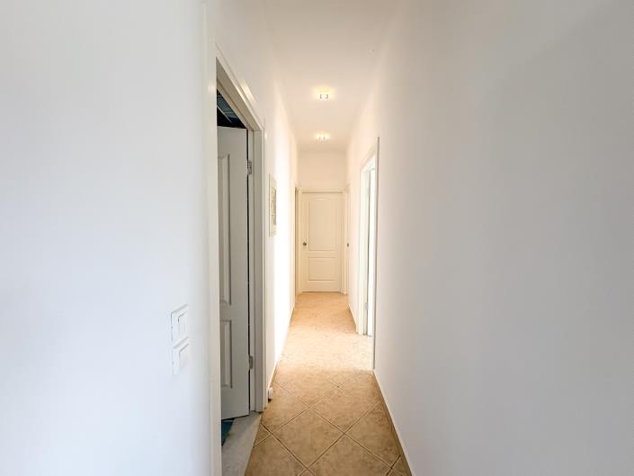 Image No.23-3 Bed House for sale