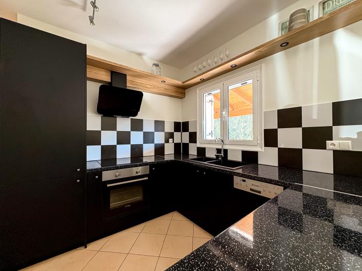 Image No.21-3 Bed Villa for sale