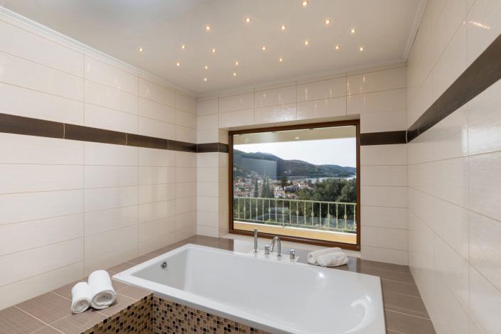 Image No.33-4 Bed Villa for sale