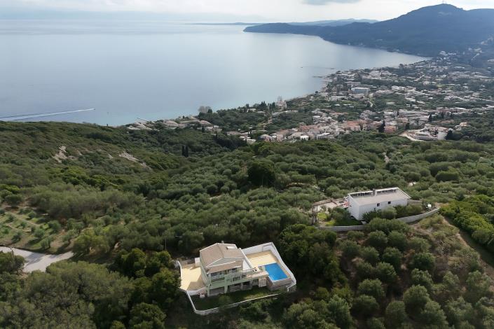 Image No.7-Villa de 4 chambres à vendre à Mesoggi