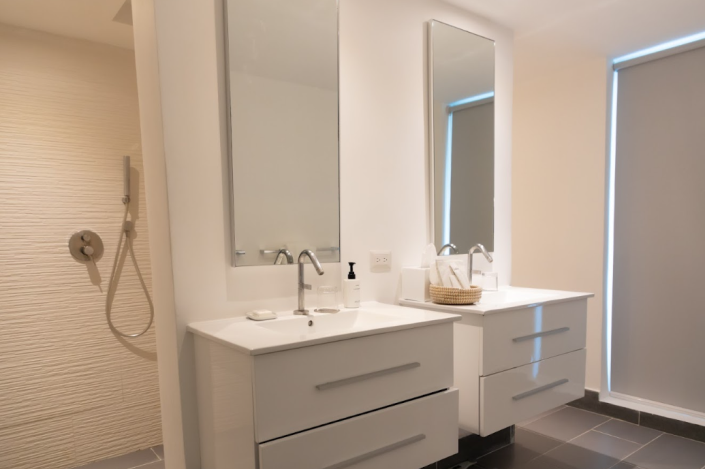 Image No.10-3 Bed Apartment for sale