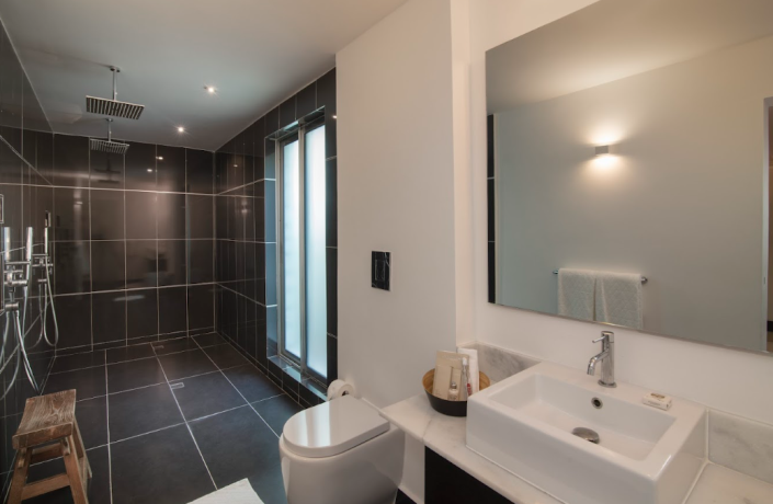 Image No.9-3 Bed Apartment for sale