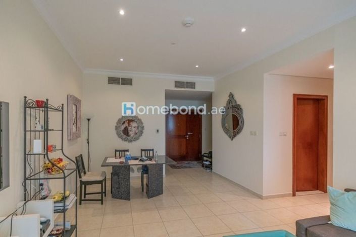 Image No.2-Appartement de 2 chambres à vendre à Abu Dhabi