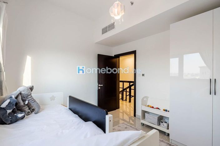 Image No.3-3 Bed Apartment for sale