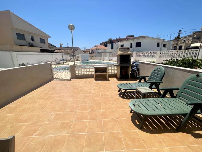 Image No.5-Jumelé de 4 chambres à vendre à Calabardina