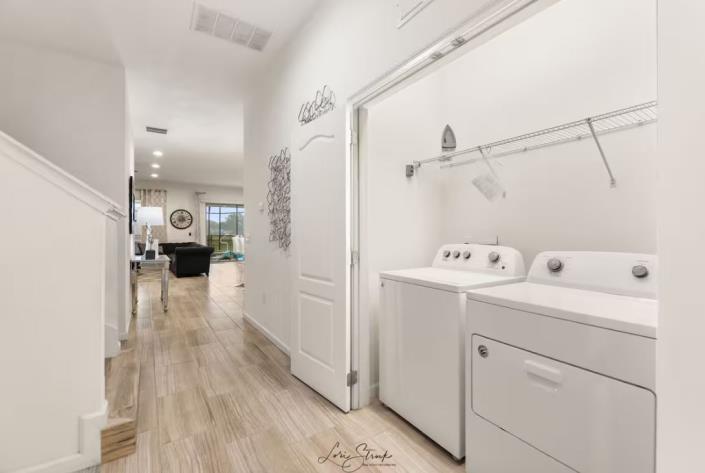 Image No.9-12 Bed House for sale