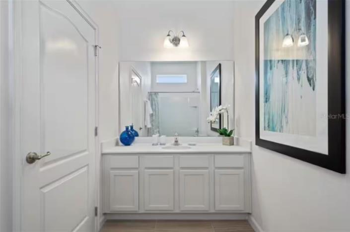 Image No.22-12 Bed House for sale