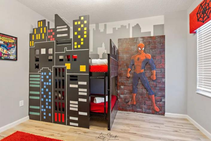 Image No.25-12 Bed House for sale