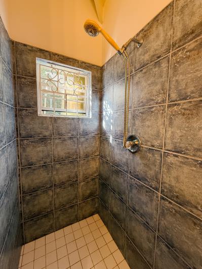 Image No.31-Maison / Villa de 2 chambres à vendre à Old Road