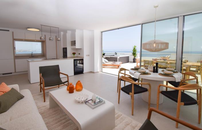 Image No.21-3 Bed Property for sale