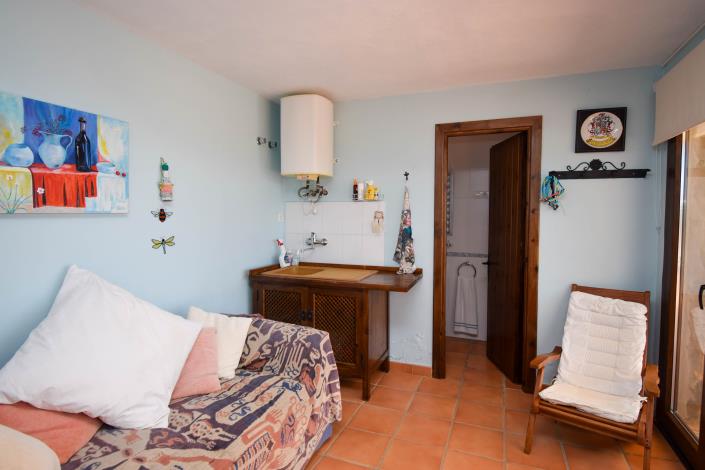 Image No.42-5 Bed Property for sale