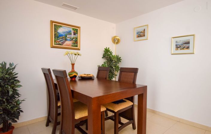 Image No.19-2 Bed Property for sale