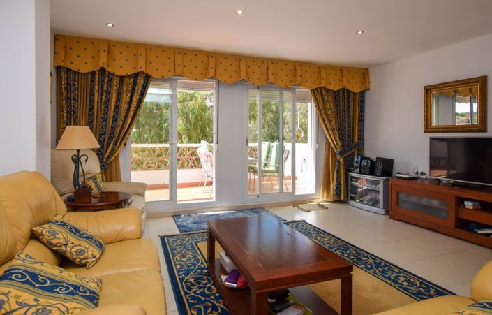 Image No.4-2 Bed Property for sale