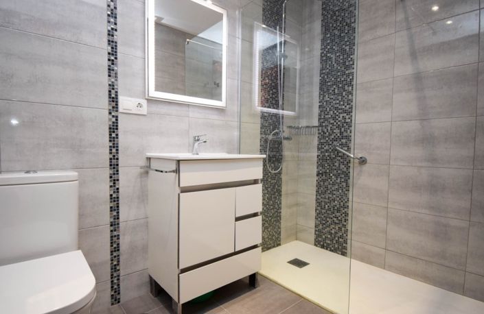 Image No.20-2 Bed Apartment for sale