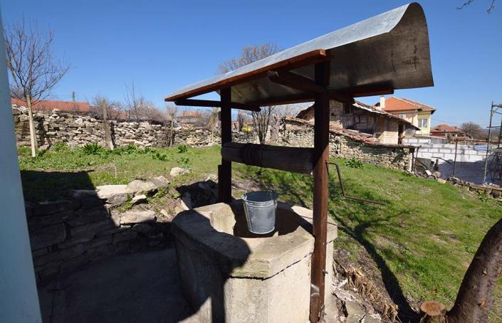 Image No.36-2 Bed House for sale