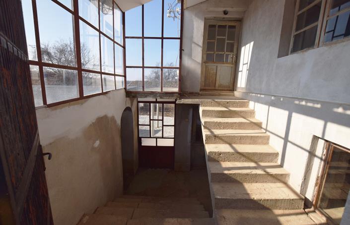 Image No.4-2 Bed House for sale